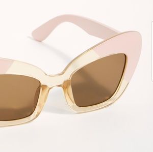 Free People Accessories - Free People Extreme Cat eye sunglasses Free People Accessories - Free People Extreme Cat eye sunglasses